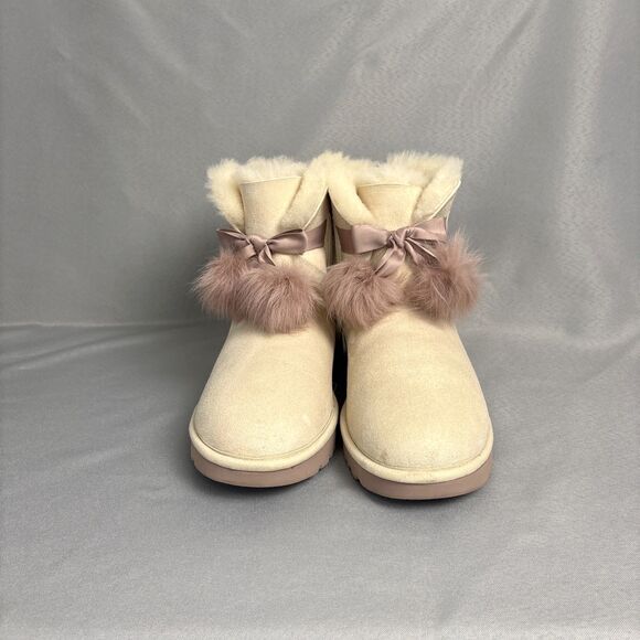 Womens 8 Ugg Boots Gita Powder Cream Purple Pompoms Gorgeous Coquette RARE! - Picture 4 of 11